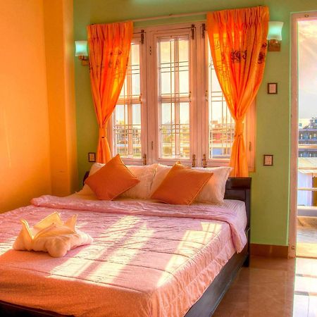 Hotel Atrium Pokhara Exteriör bild