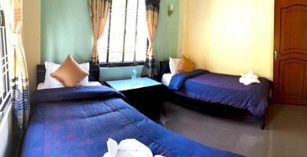 Hotel Atrium Pokhara Exteriör bild